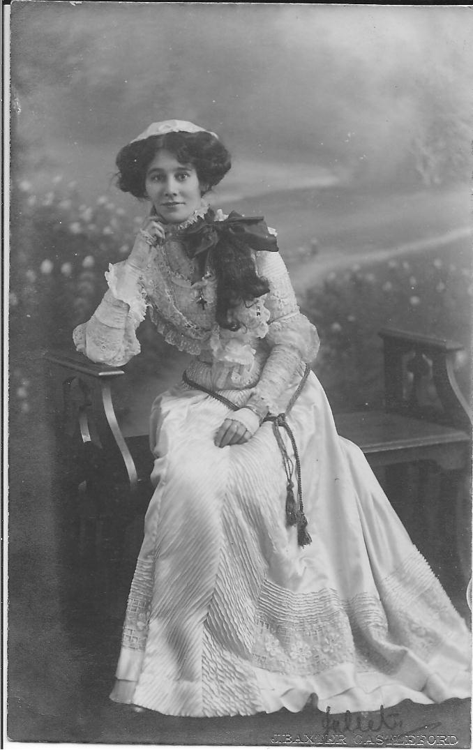 Edith May Tolley born 1885 Stonehouse, Plymouth